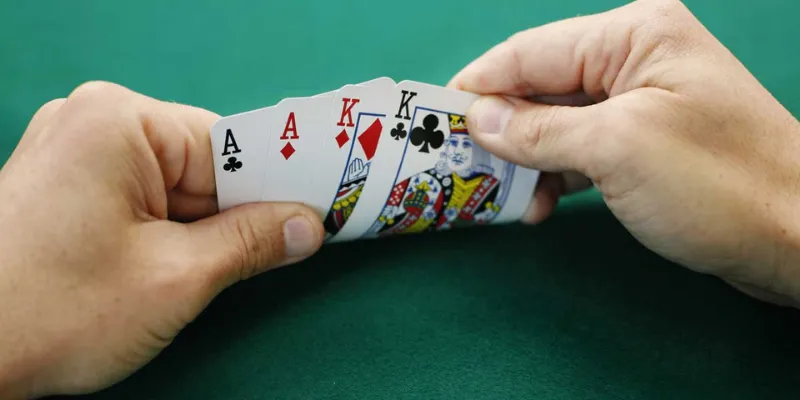 Bí quyết chơi Poker Omaha từ cao thủ giúp anh em nâng cao cơ hội thắng lớn